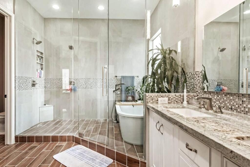 Phoenix Home With Heated Pool, Desert Views & Hot Tub Anthem Экстерьер фото