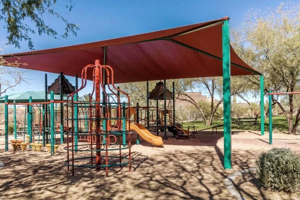 Phoenix Home With Heated Pool, Desert Views & Hot Tub Anthem Экстерьер фото