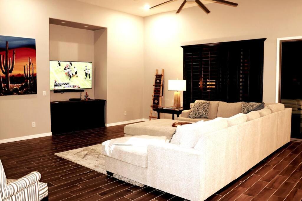 Phoenix Home With Heated Pool, Desert Views & Hot Tub Anthem Экстерьер фото